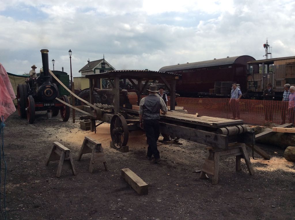 Traction Engine Log Saw