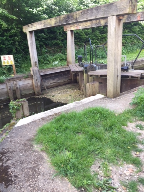 Flatford Weir